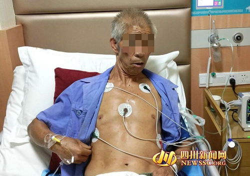 泸州城管打人?目击者称:商贩违规先动手(图2) 泸州城管打人?目击者称:商贩违规先动手(图2)