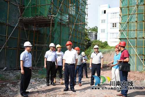 泸县县委书记薛学深率队调研教育工作(图3)