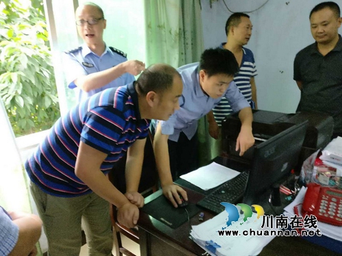 筠连县副县长何俊锋督导检查乡（镇）交管办道路交通安全综合治理工作