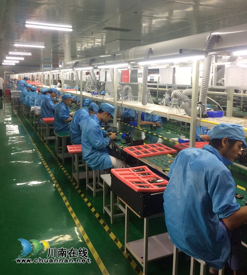 泸州长开区智能终端产业今年可实现产值45亿(图2) 泸州长开区智能终端产业今年可实现产值45亿(图2)