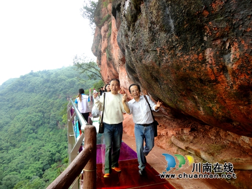 李定林:那溪那山那栈道(图4) 李定林:那溪那山那栈道(图4)