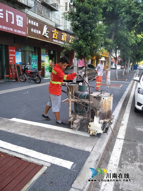红星街道增设停车位&nbsp;规范车辆停放