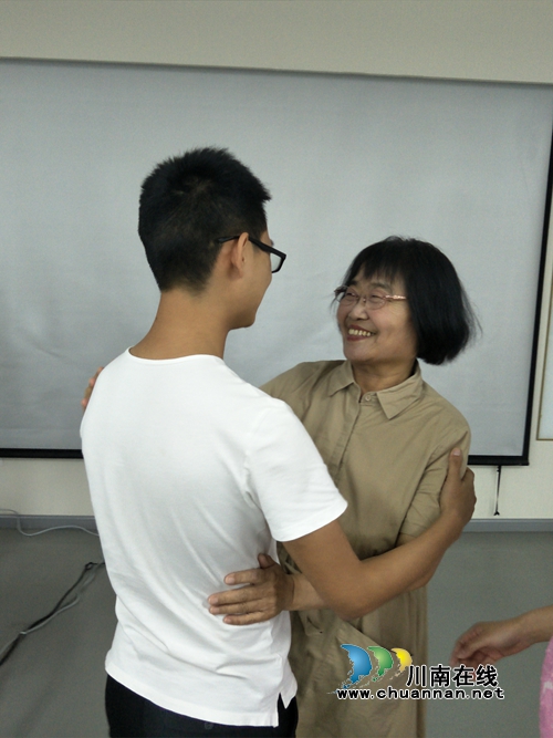 洪林：做幸福一生的班主任(图3)