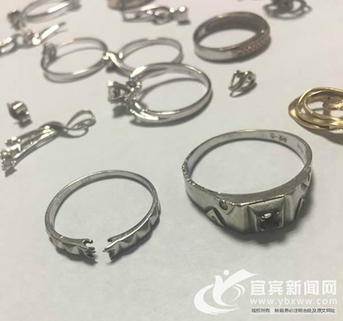 宜宾:20万钻戒饰品遗失 快递公司只赔千元?(图1) 宜宾:20万钻戒饰品遗失 快递公司只赔千元?(图1)