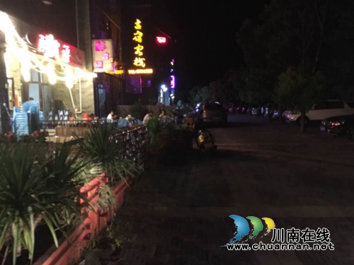 古蔺县住建局多举措整治占道经营&nbsp;&nbsp;规范夜市摊点