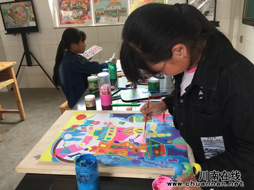 叙永县分水镇中心小学校全员参与科技创新活动(图1)