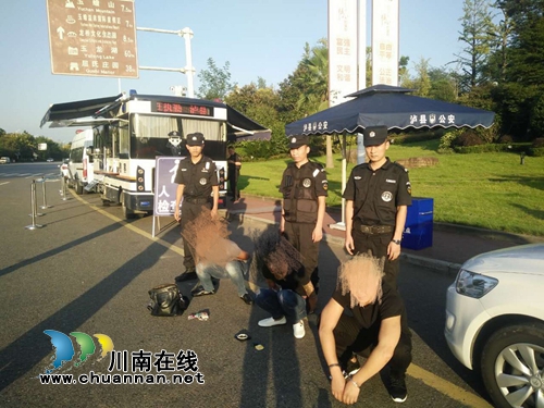 泸县巡防挡获一名涉嫌寻衅滋事在逃男子