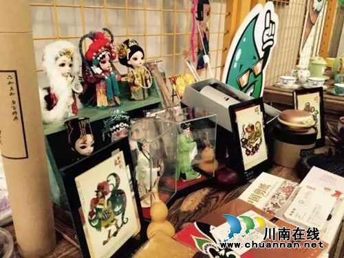 海蛎子“购物狂欢节”来了 在泸州逛遍世界(图10) 海蛎子“购物狂欢节”来了 在泸州逛遍世界(图10)