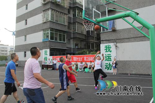 泸县云龙镇开展“双节同庆，喜迎十九大”工会活动