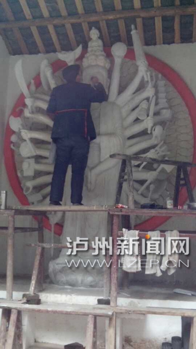 酒城工匠郑国君：把石雕当作一生的事业
