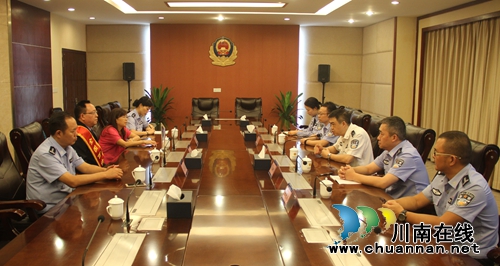 泸州警察董治南获“全国公安百佳刑警”称号(图5) 泸州警察董治南获“全国公安百佳刑警”称号(图5)