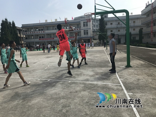 叙永县第23届中学生篮球运动会（营山赛区）预赛取得圆满成功(图1)