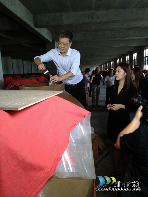 顶级专家“望闻问切” 年份潭酒四度登场(图18) 顶级专家“望闻问切” 年份潭酒四度登场(图18)
