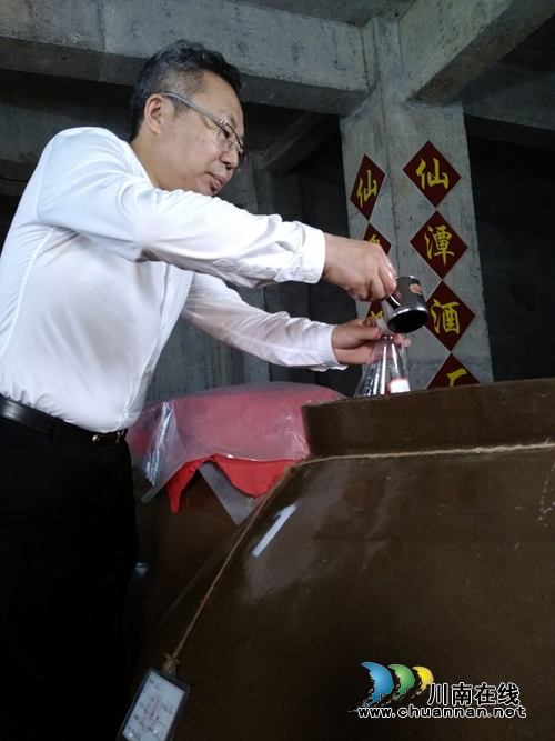 顶级专家“望闻问切” 年份潭酒四度登场(图14) 顶级专家“望闻问切” 年份潭酒四度登场(图14)