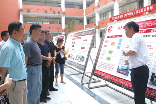 我为扶贫做件事！泸州市政协委员在行动(图4)