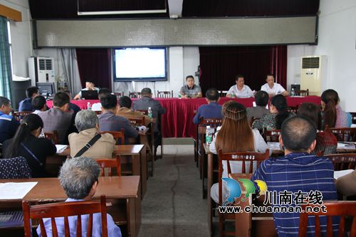 泸县潮河镇开展烟花爆竹从业人员安全培训