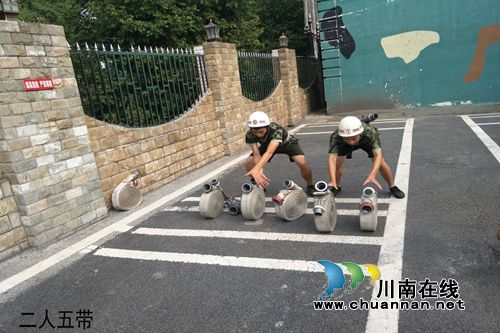 泸县综合应急救援大队新训队举行专项业务技能训练(图3)