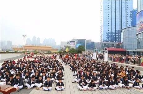 “国风国韵庆国庆”泸州首届国学文化周启幕