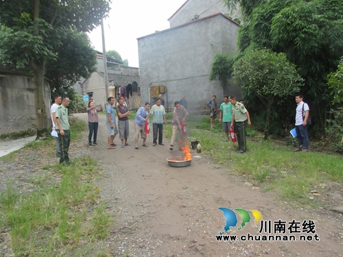 泸县玄滩派出所联合多部门开展消防安全知识培训及演练