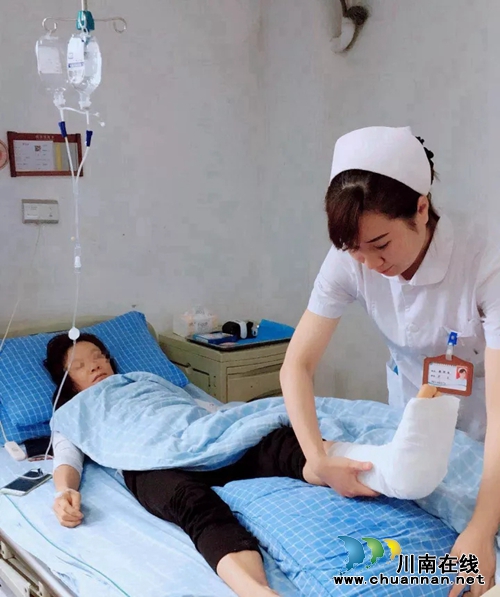 连续3场车祸,西南医大中医院教你现场急救(图4) 连续3场车祸,西南医大中医院教你现场急救(图4)