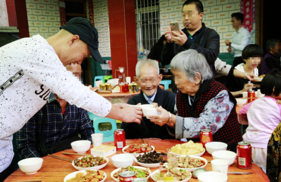 自贡监狱服刑人员的特殊亲情会见
