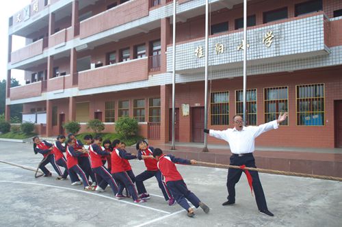 古蔺教师祝光权：40年扎根乡村教坛不言悔(图5)