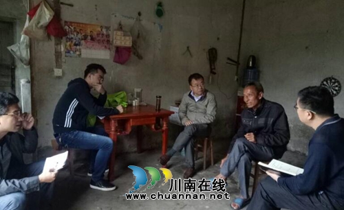 泸县副县长赵斌到立石镇开展民情大走访