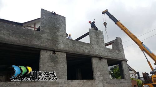 泸州华阳街道持续推进“两违治理”常态化管控(图1) 泸州华阳街道持续推进“两违治理”常态化管控(图1)