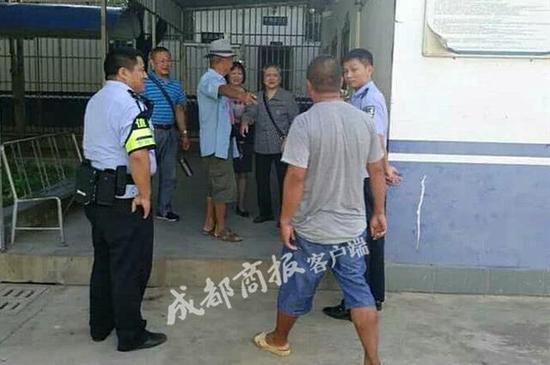 嫁到四川58年没回过家&nbsp;自贡八旬老人回乡寻亲(图1)