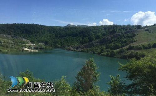 陈大刚：一日走五国（美文欣赏）(图5)