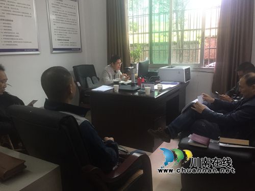 宜宾南溪区司法局联合检察院突击检查社区矫正工作