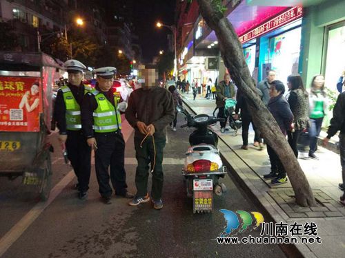 宜宾筠连交警大队十九大期间严查酒驾不放松(图1) 宜宾筠连交警大队十九大期间严查酒驾不放松(图1)