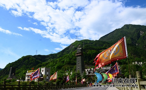 毛锦波:弦歌悠悠古羌情(美文欣赏)(图3) 毛锦波:弦歌悠悠古羌情(美文欣赏)(图3)