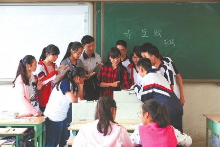 宜宾:15年不离弃 两度患癌男友被她“救”回(图1) 宜宾:15年不离弃 两度患癌男友被她“救”回(图1)