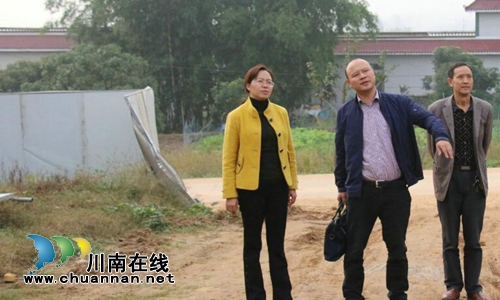 泸县潮河镇对在建党群服务中心开展建设督查