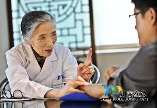 西南医大中医院孙同郊荣获“最美中医”称号(图3) 西南医大中医院孙同郊荣获“最美中医”称号(图3)