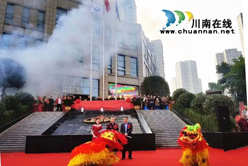 揭秘沈酒旗舰店开业当天销量突破2000万的神话(图2) 揭秘沈酒旗舰店开业当天销量突破2000万的神话(图2)