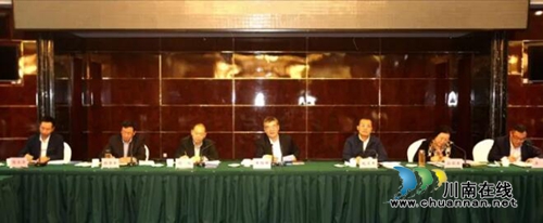 朱鹤新来泸调研川南临港片区建设推进情况(图2) 朱鹤新来泸调研川南临港片区建设推进情况(图2)