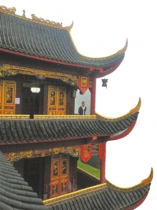 收集古建构件&nbsp;宜宾村民搭“古宅”自称值亿元(图2)