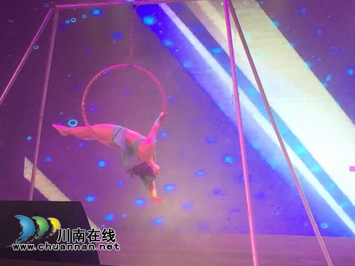 “醉美泸州.百姓舞台”周末剧场开演啦!(图3) “醉美泸州.百姓舞台”周末剧场开演啦!(图3)