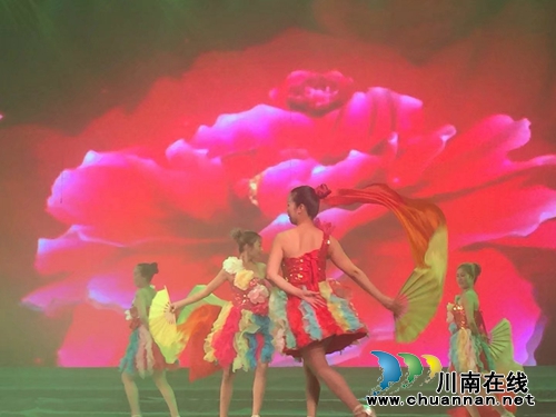 “醉美泸州.百姓舞台”周末剧场开演啦!(图5) “醉美泸州.百姓舞台”周末剧场开演啦!(图5)