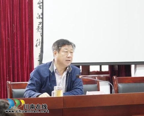 泸州市文艺界学习党的“十九大”精神(图1) 泸州市文艺界学习党的“十九大”精神(图1)