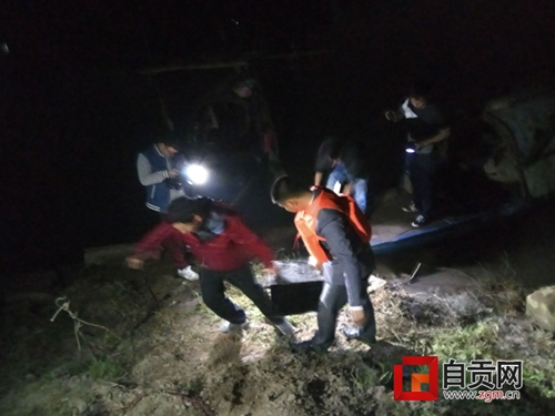 自贡人当主角&nbsp;拍摄全国首部“反电鱼”专题片(图4)