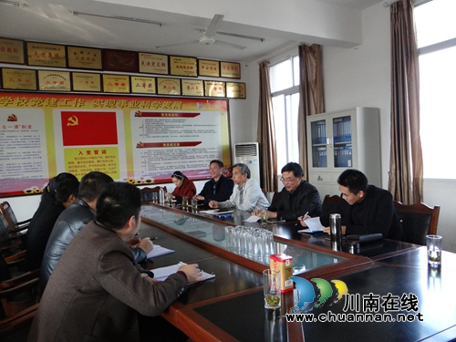 “马文化”的盛宴!叙永县人大政协调研马岭中学校园文化(图5) “马文化”的盛宴!叙永县人大政协调研马岭中学校园文化(图5)