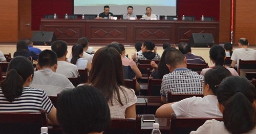 江阳区华阳街道：“一把手”讲廉政党课