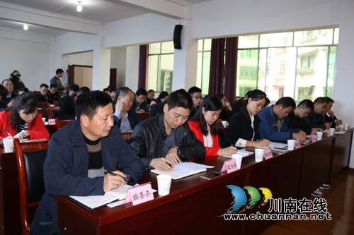合江县召开创建国家食品安全示范城市工作例会