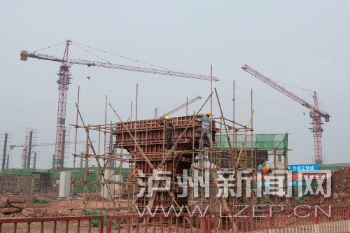 泸州云龙机场航站楼轮廓即将呈现(图4) 泸州云龙机场航站楼轮廓即将呈现(图4)