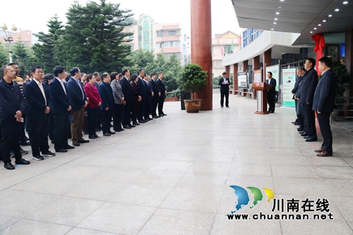龙马潭区石洞街道揭牌&nbsp;标志城市化步伐加快(图2)