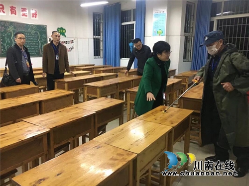 泸州十八中开展传染病防控知识宣传讲座(图2) 泸州十八中开展传染病防控知识宣传讲座(图2)