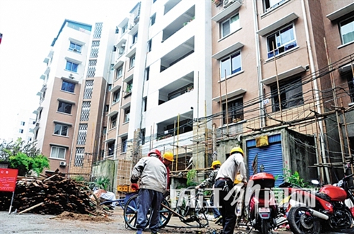 内江东兴:投资2500万 37个老旧院落年底变脸(图1) 内江东兴:投资2500万 37个老旧院落年底变脸(图1)